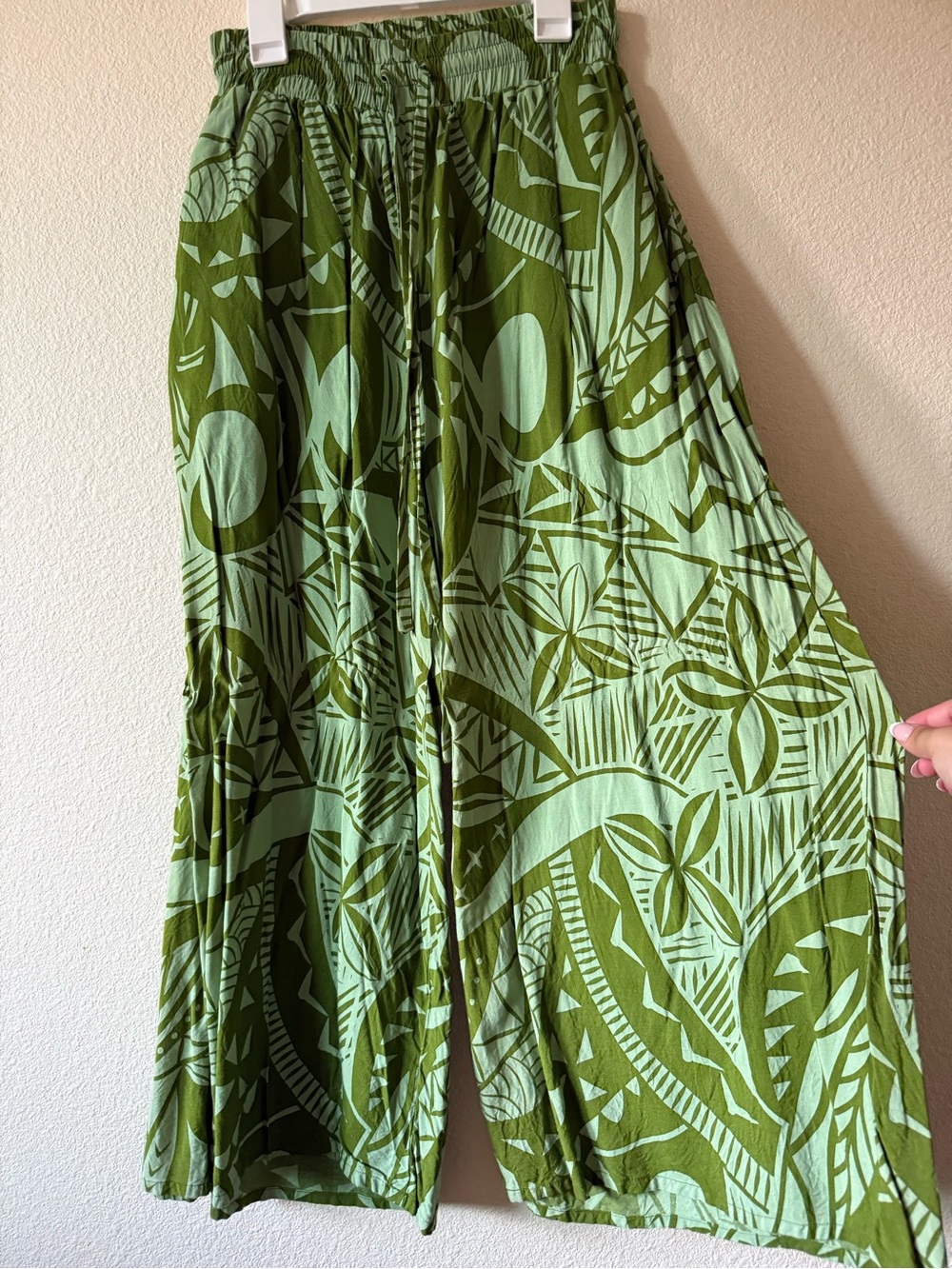 MISSING POLYNESIA PANTS
